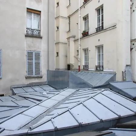 Superb Duplex Design And Cosy Near Marais Appartement Parijs